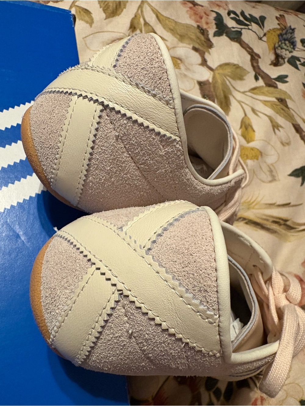 Adidas Tokyo pale pink - Picture 4 of 9